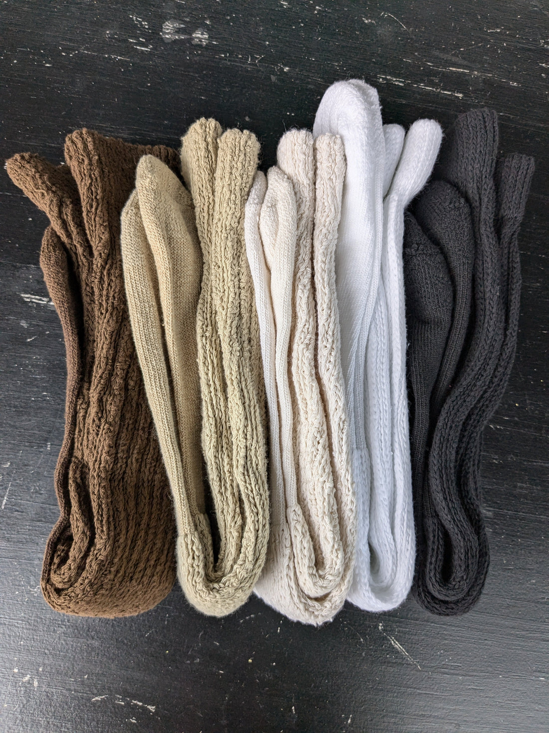 Socks for Wide Calves, Athletic Calves, and Big Calves – threddies