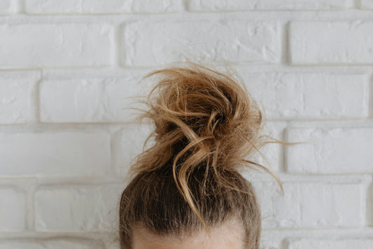 Best Hair Ties for Messy Buns | Easy Scrunchie Bun Tutorial