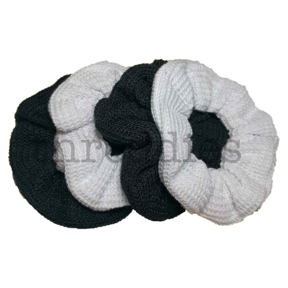 Black and White Sweater Knit Scrunchie Set